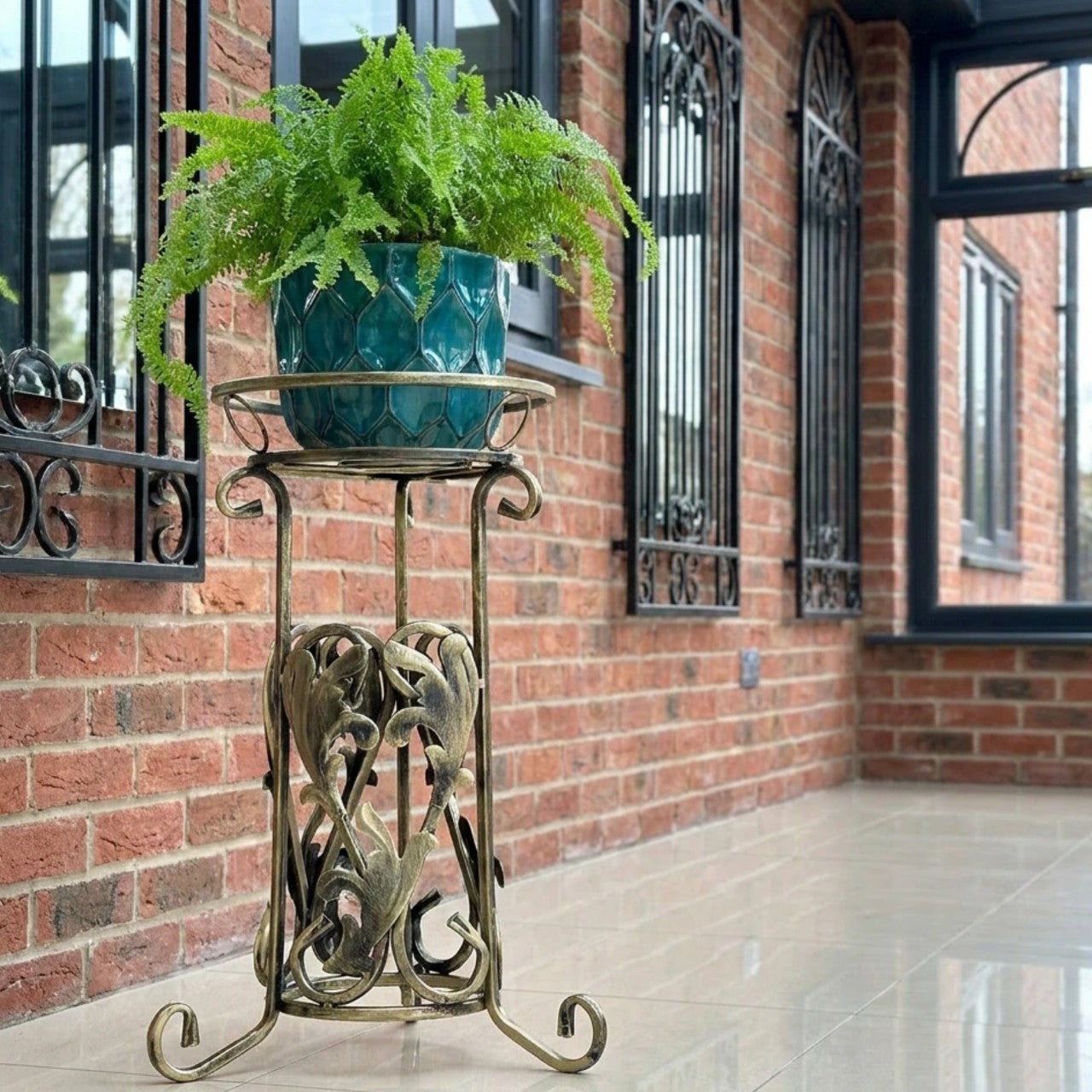 Kwietnik metalowy podłogowy stojący RUSTIC 53 złota patyna HGDECO