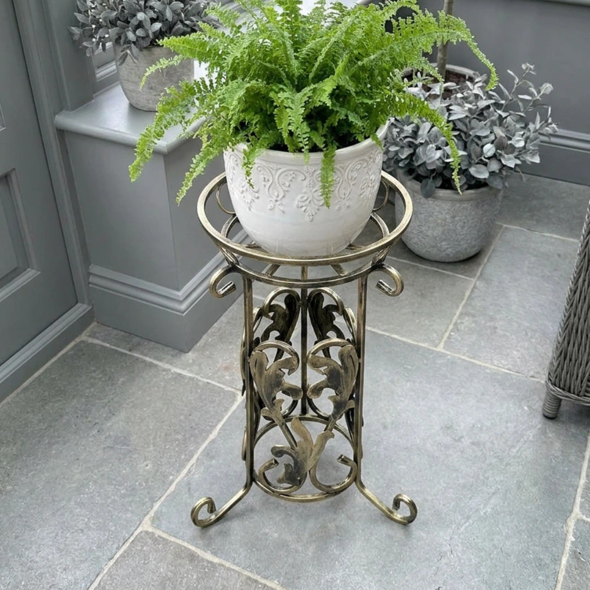 Kwietnik metalowy podłogowy stojący RUSTIC 53 złota patyna HGDECO